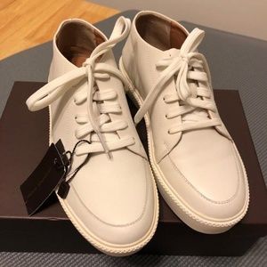 ADOLPHO DOMINGUEZ WITHE SHOES